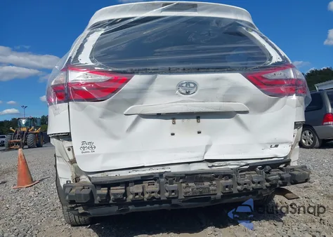 2015 Toyota Sienna Le 8 Passenger из США, поврежденный, VIN 5TDKK3DCXFS647083